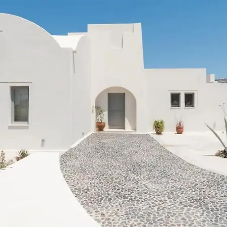 Recently Built 4 Bedrooms *